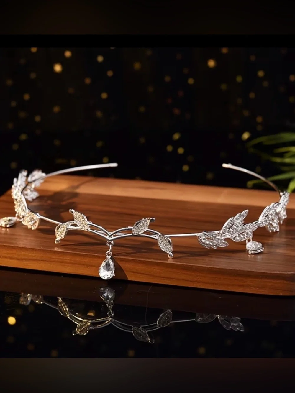 NWOT Fairycore Crown Renaissance Fair Jeweled Silver Hair Band